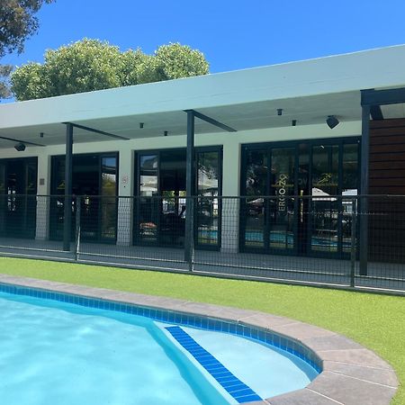 Luxury One Bedroom Apartment Somerset West Exteriör bild