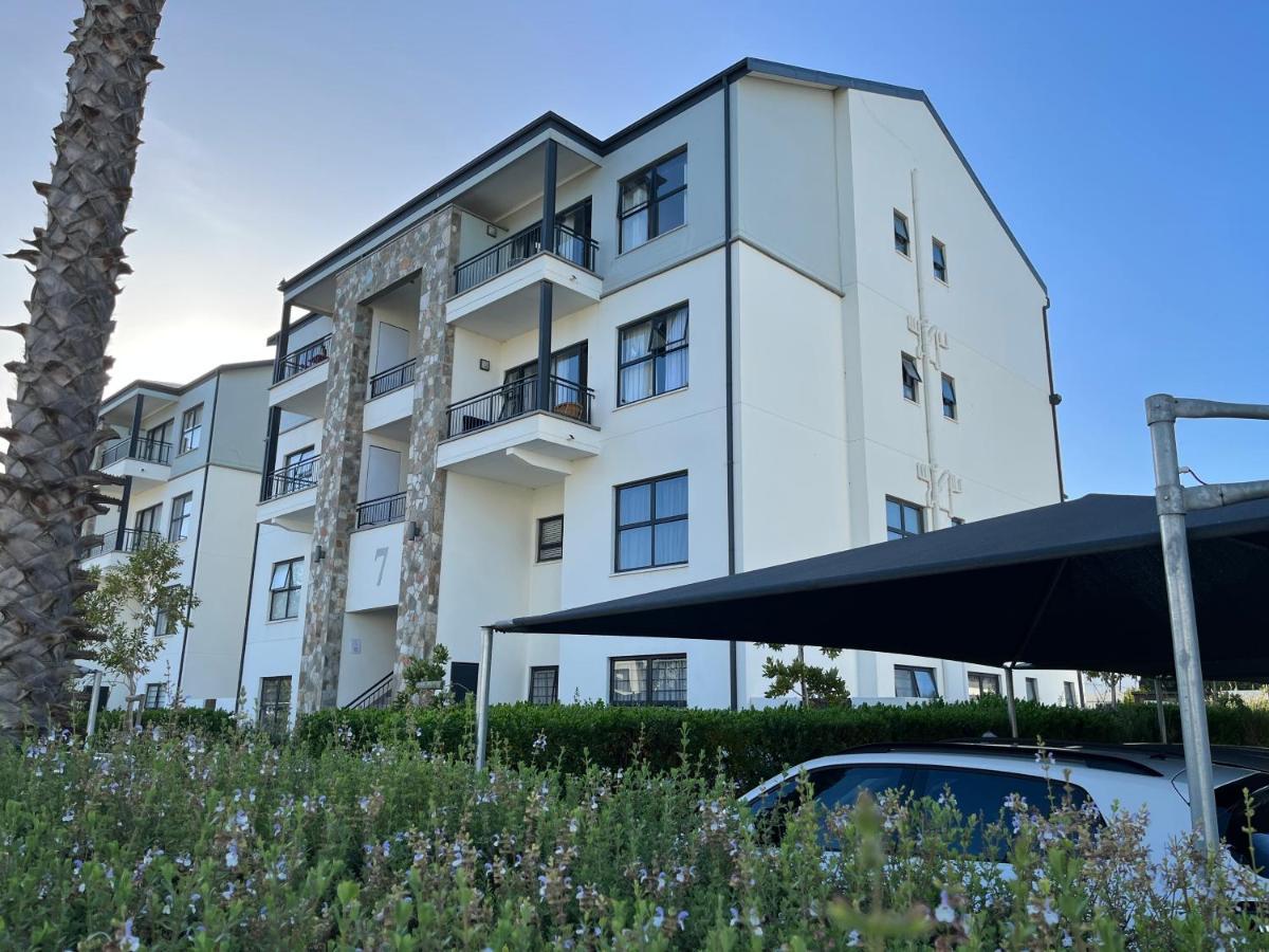 Luxury One Bedroom Apartment Somerset West Exteriör bild