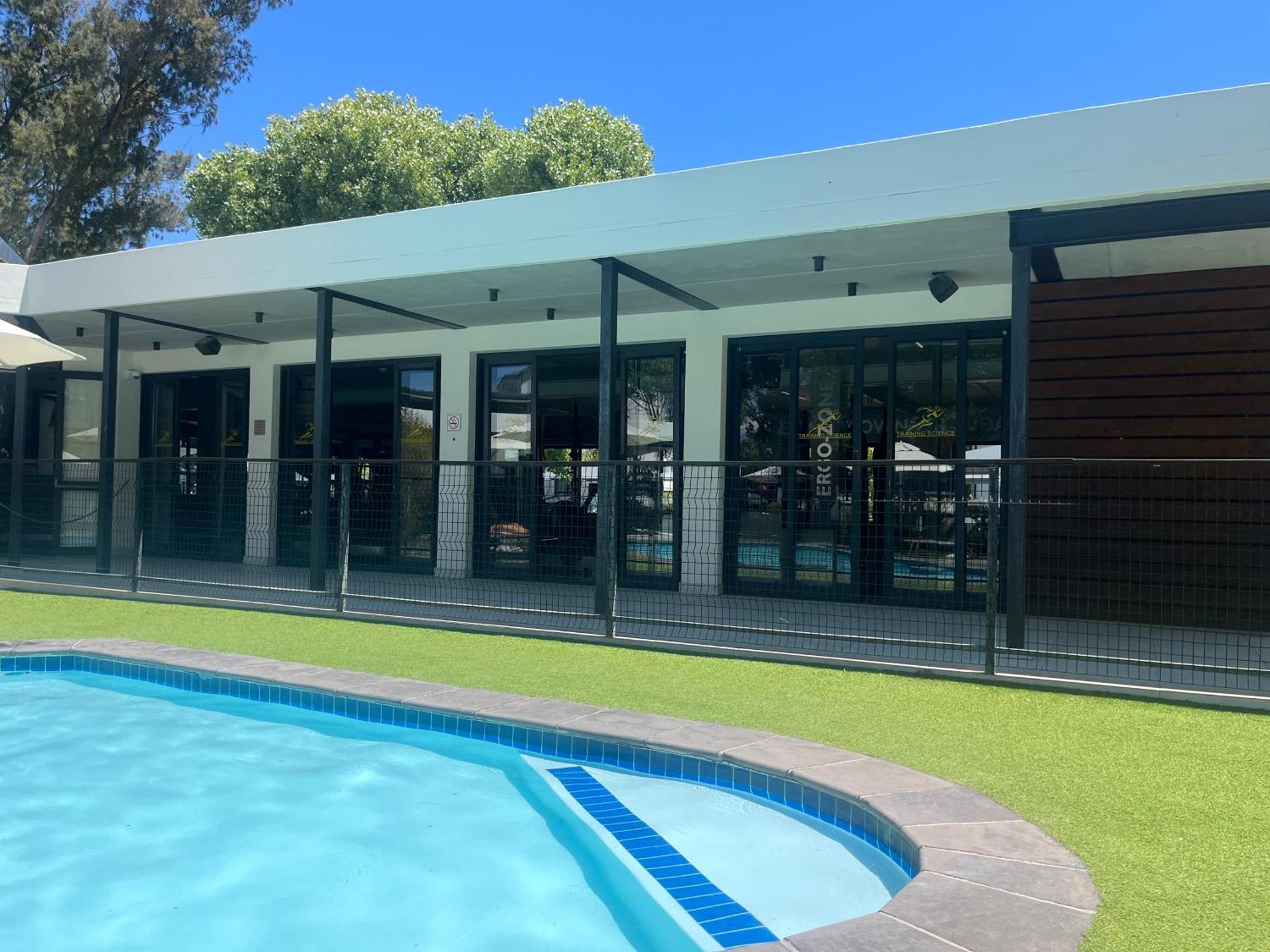 Luxury One Bedroom Apartment Somerset West Exteriör bild